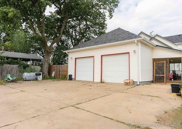 210 S Water St, Sapulpa, OK 74066 - view of garage