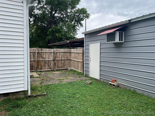 610 W Washington Ave, Krebs, OK 74501 - view of yard