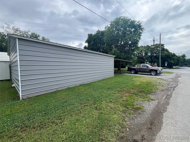 610 W Washington Ave, Krebs, OK 74501 - view of grassy yard