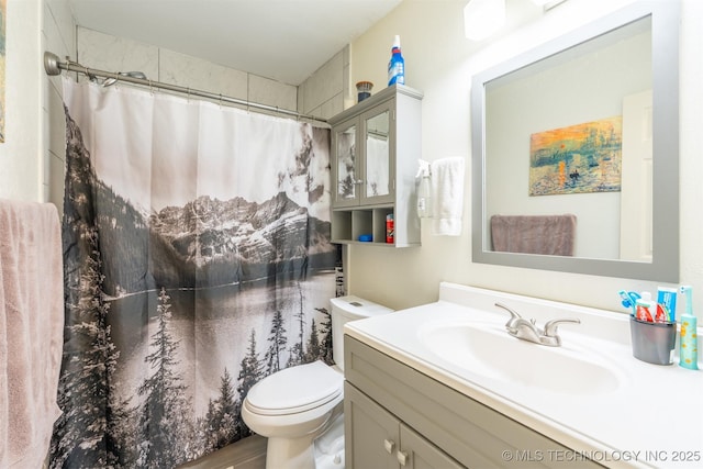 20903 E 35th St S, Broken Arrow, OK 74014 - bathroom featuring toilet, vanity, curtained shower, and wood finished floors