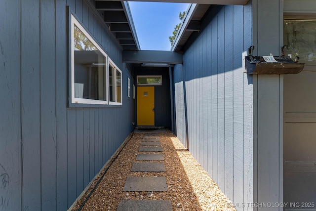 5726 E 26th St, Tulsa, OK 74114 - view of doorway to property