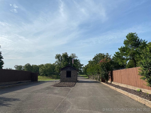15831 W Dogwood Rd, Park Hill, OK 74451