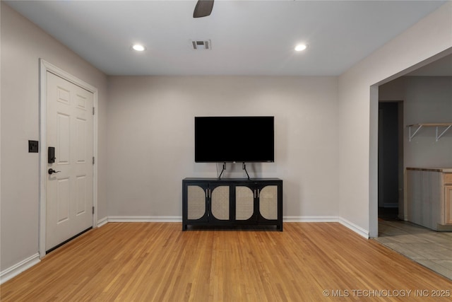 1228 S Erie Ave, Tulsa, OK 74112 - foyer entrance featuring baseboards, light wood-type flooring, recessed lighting, and ceiling fan