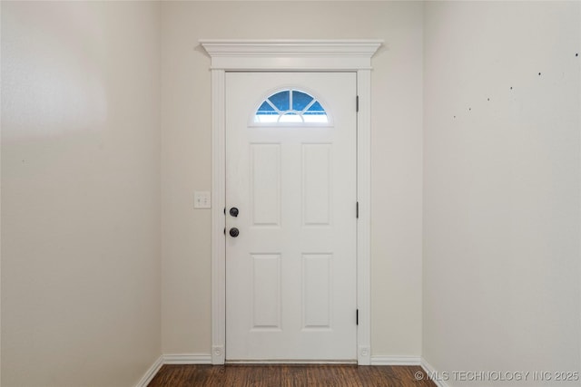 4815 S 189th E Ave, Tulsa, OK 74134 - entryway featuring baseboards and dark wood finished floors