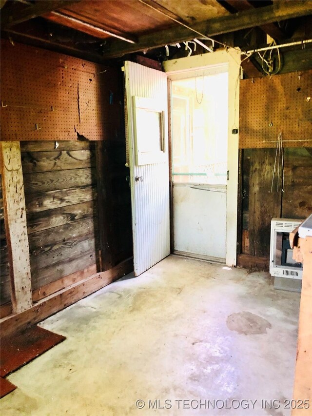 1145 S Little Ave, Cushing, OK 74023 - basement with heating unit