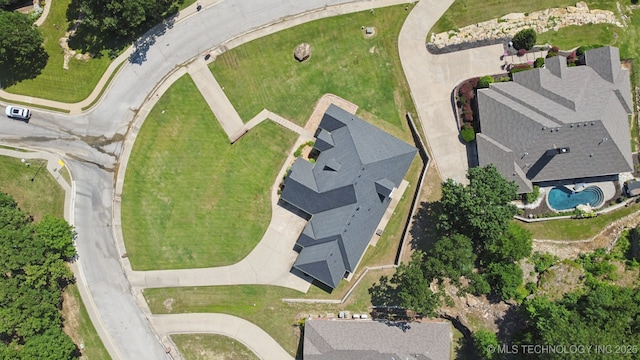 316 E 44th St, Sand Springs, OK 74063 - aerial view of property's location featuring a pool