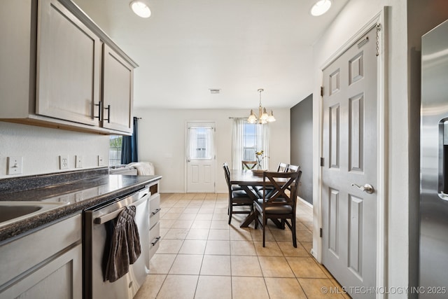 510 S Creek St, Skiatook, OK 74070 - kitchen with appliances with stainless steel finishes, plenty of natural light, a chandelier, baseboards, and recessed lighting
