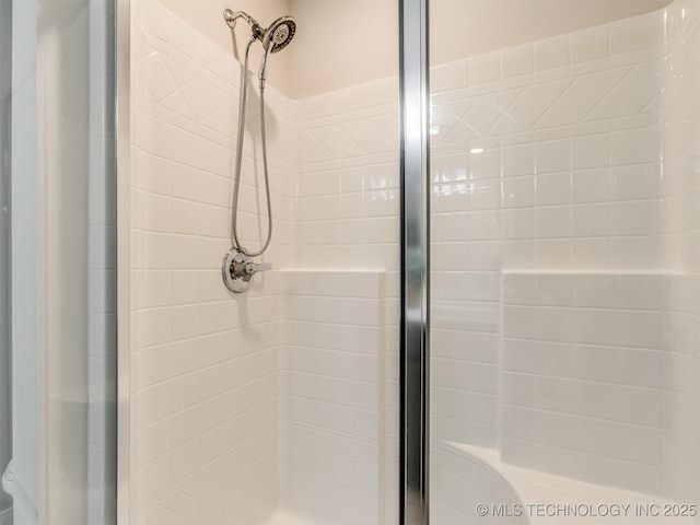 7221 S Indianwood Ave, Broken Arrow, OK 74011 - full bathroom featuring a stall shower