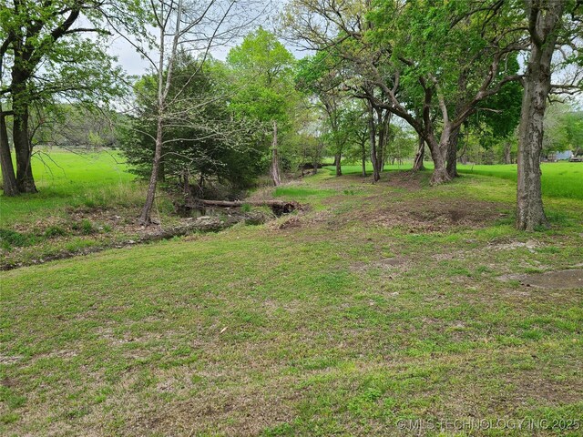 1950 Cedar Bluff Rd, Fort Gibson, OK 74434 - view of green lawn