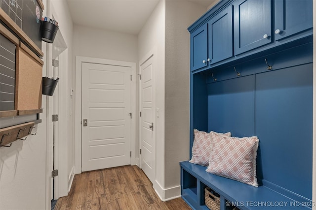 6705 S Palm Ave, Broken Arrow, OK 74011 - mudroom featuring dark wood-type flooring