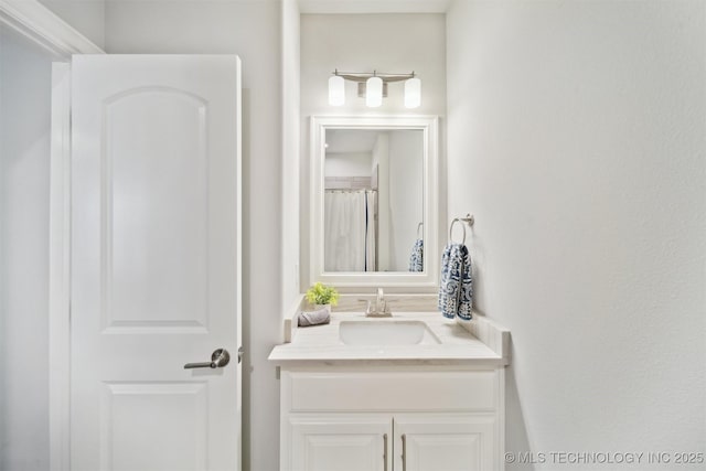 18319 E Red Fox Trl, Owasso, OK 74055 - full bathroom with vanity