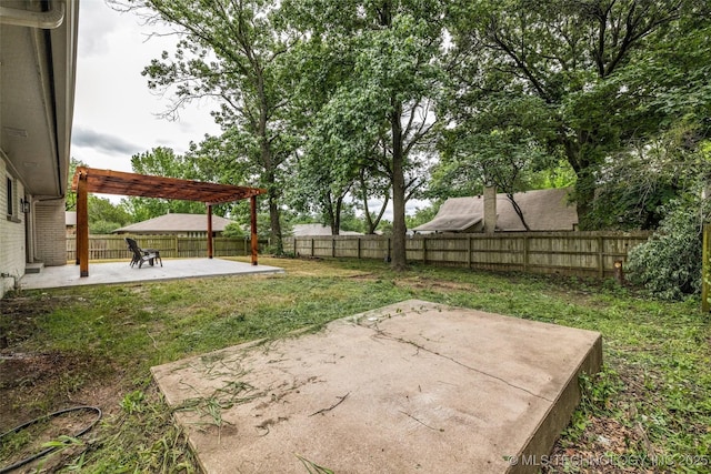 7362 S 68th E Ave, Tulsa, OK 74133 - view of yard featuring a patio area and a pergola