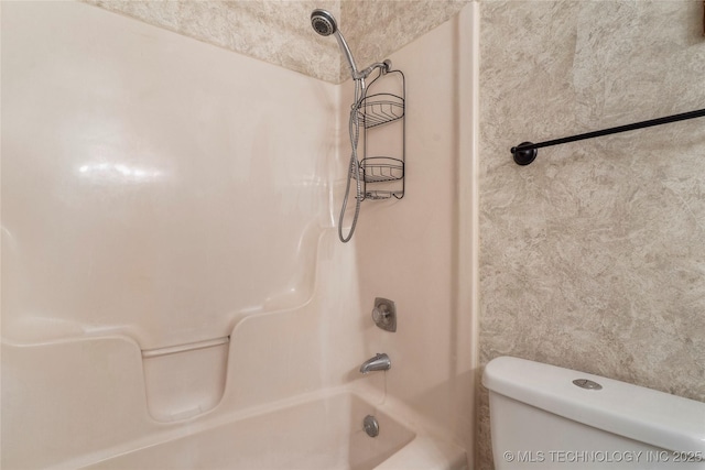 401 W Birmingham St, Broken Arrow, OK 74011 - bathroom with toilet and shower / washtub combination