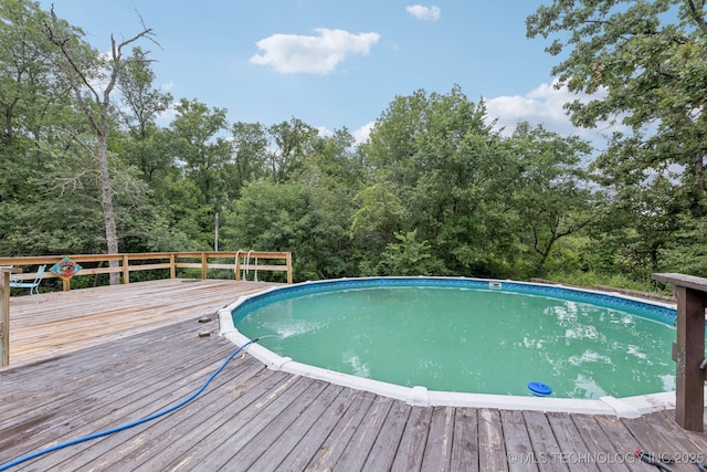 15303 Foreacre Cir, Sapulpa, OK 74066 - outdoor pool with a wooden deck