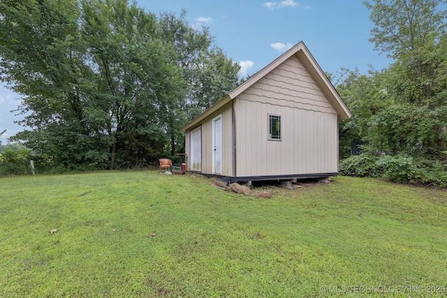 15303 Foreacre Cir, Sapulpa, OK 74066 - view of home's exterior featuring a yard and an outdoor structure