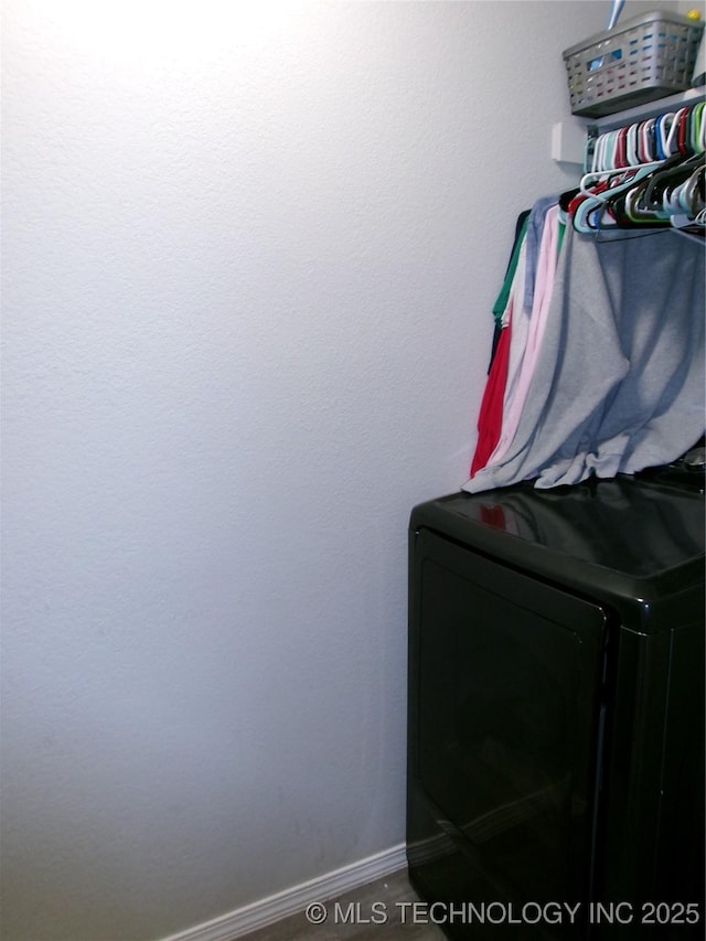 7882 E 132nd Pl S, Bixby, OK 74008 - laundry room with baseboards and separate washer and dryer