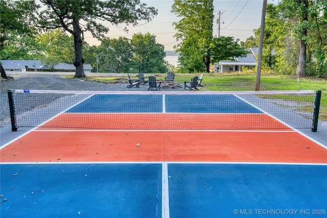 18341 W Woodhaven, Cookson, OK 74427 - view of sport court with a tennis court