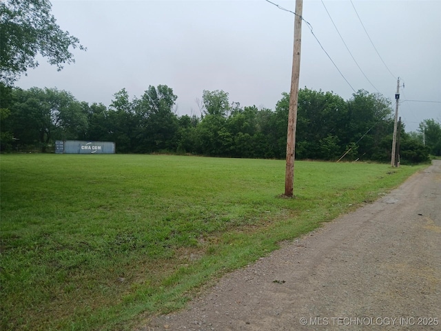 E Shawnee Ave, Nowata, OK 74048