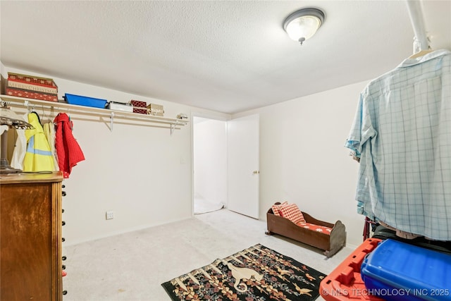 242 Weatherman St, Kellyville, OK 74039 - walk in closet featuring carpet floors