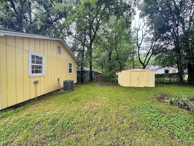 226 W Seneca St, Tahlequah, OK 74464 - view of grassy yard with central air condition unit