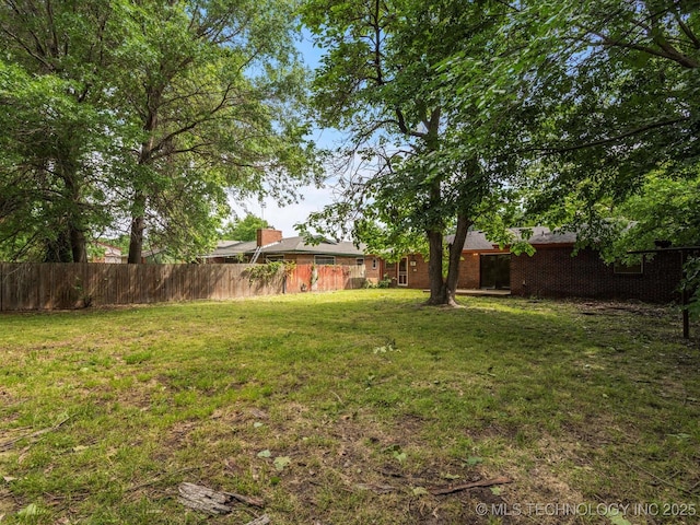 1921 S Santa Fe Pl, Bartlesville, OK 74003 - view of yard