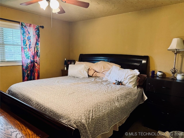 14009 S 295th E Ave, Coweta, OK 74429 - bedroom featuring a ceiling fan