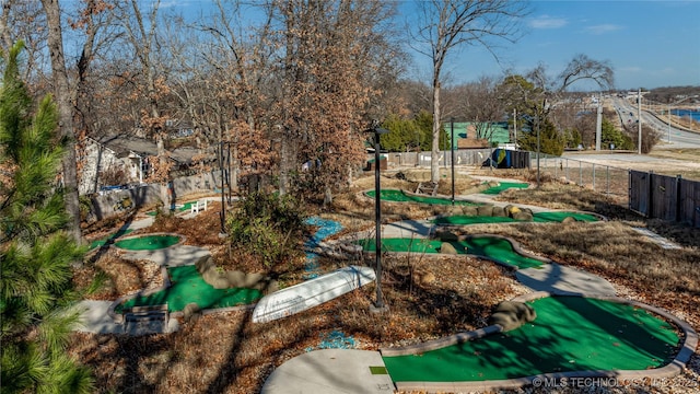 31401 S 620th Rd, Grove, OK 74344 - view of yard featuring a putting green