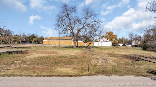 1112 W Muskogee Ave, Sulphur, OK 73086