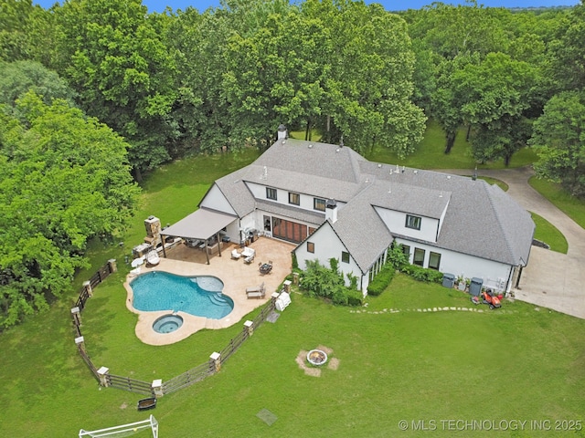 9914 S Garnett Rd, Broken Arrow, OK 74012 - view of subject property with a pool
