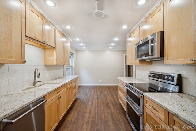 8216 S Oswego Ave, Tulsa, OK 74137 - kitchen with stainless steel appliances, light brown cabinets, a sink, baseboards, and dark wood finished floors
