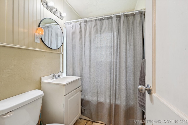 3508 E 30th St, Tulsa, OK 74114 - bathroom featuring vanity, toilet, and a shower with shower curtain