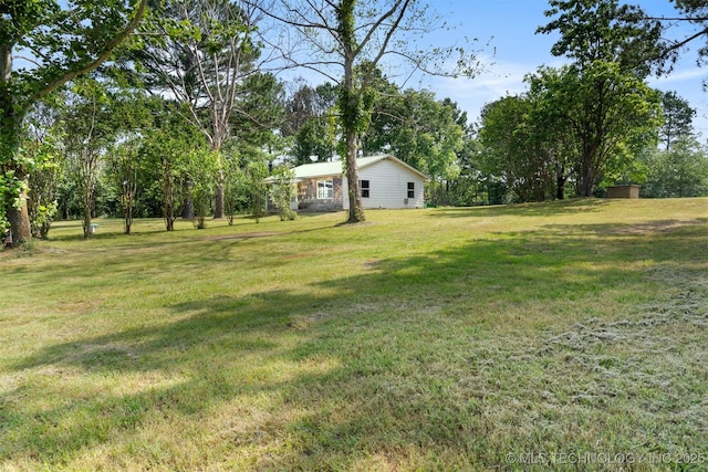 5164 Smiser Rd, Calera, OK 74730 - view of grassy yard