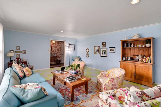 2506 Haskell Blvd, Muskogee, OK 74403 - living room featuring ornamental molding and baseboards