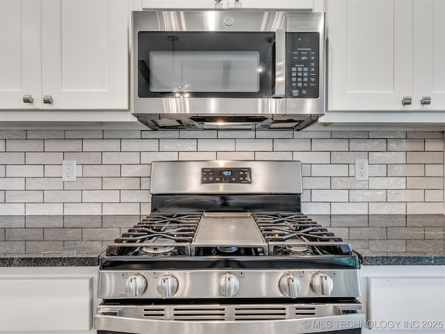 17710 E 45th Pl S, Tulsa, OK 74134 - kitchen with stainless steel appliances, tasteful backsplash, and white cabinets