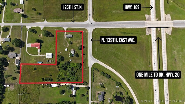 13901 E 126th St N, Collinsville, OK 74021