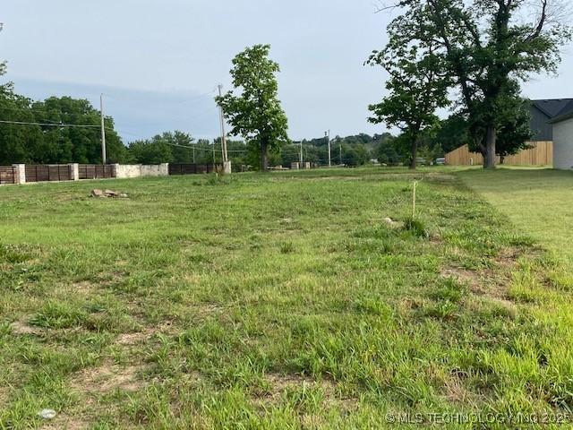 4891 W 77th Pl, Tulsa, OK 74132