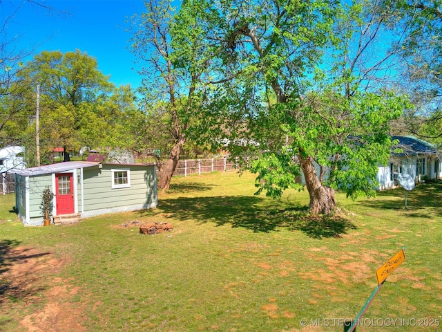 31229 E 682nd Rd, Wagoner, OK 74467 - view of yard featuring an outdoor structure