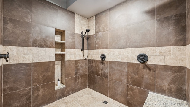 19826 S Covey Ct, Claremore, OK 74019 - full bathroom with a tile shower