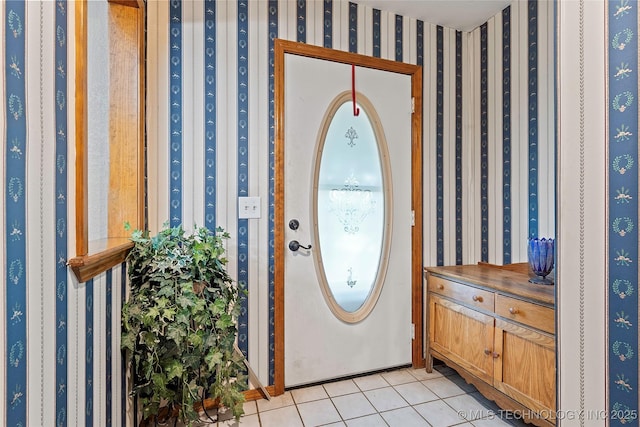 3419 State Highway 199, Dickson, OK 73401 - entryway featuring light tile patterned floors and wallpapered walls