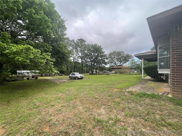 910 Race St, Boswell, OK 74727 - view of grassy yard