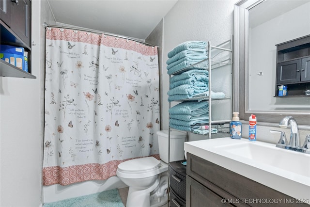 4316 S Ash Ave, Broken Arrow, OK 74011 - bathroom featuring toilet, vanity, and a shower with curtain