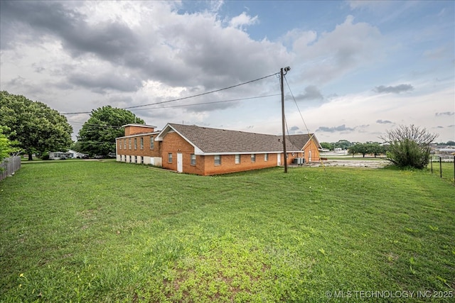 2000 W 32nd, Ada, OK 74820 - photo 3