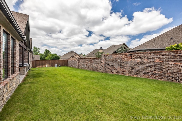 3805 S Tamarack Ave, Broken Arrow, OK 74011 - view of yard
