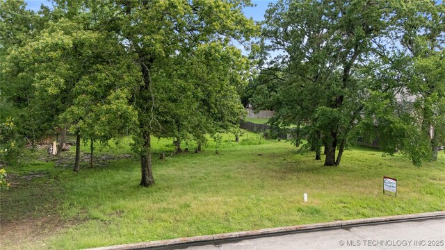 1925 Muirfield, Ada, OK 74820