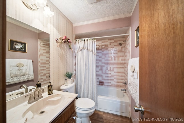 3504 S Rolling Oaks Dr, Tulsa, OK 74107 - bathroom with wood finished floors, vanity, crown molding, shower / tub combo, and a textured ceiling