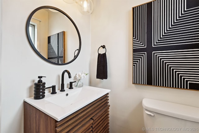 2653 S Vandalia Ave, Tulsa, OK 74114 - half bath with toilet and vanity
