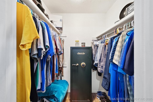 321 W 50th Pl, Sand Springs, OK 74063 - walk in closet with wood finished floors