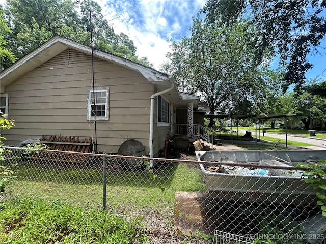 1224 N F St, Muskogee, OK 74403 - view of side of home