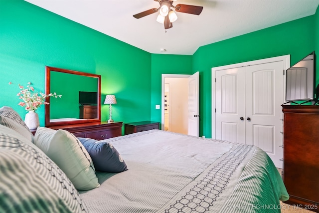 16425 E 49th St, Tulsa, OK 74134 - bedroom featuring a closet and a ceiling fan