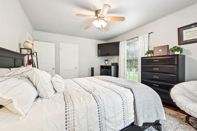 3510 E 21st Pl, Tulsa, OK 74114 - bedroom with crown molding and a ceiling fan